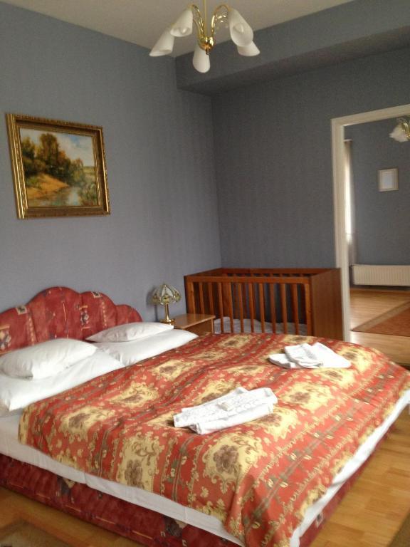 Hotel Arany Trofea Eger Quarto foto