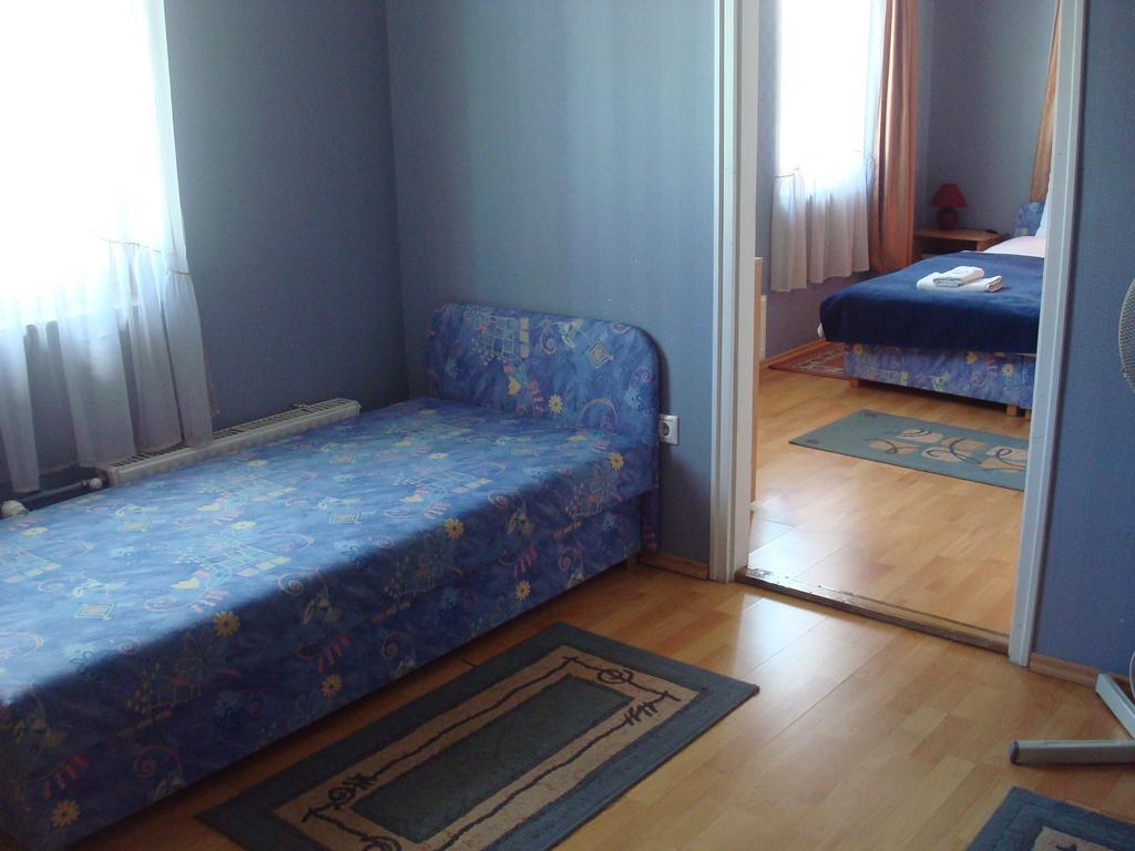 Hotel Arany Trofea Eger Quarto foto